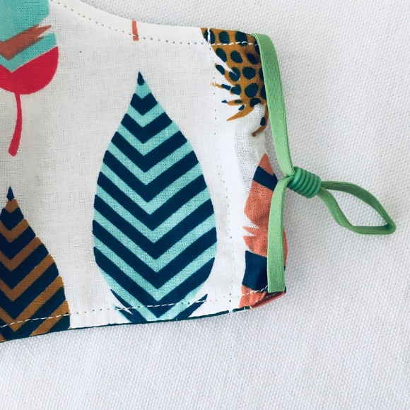 HAND CRAFTED FACE MASK LEAVES FEATHERS MULTICOLORS - Picture 6 of 6